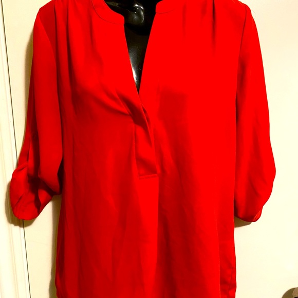Red Point Zero blouse in medium. - Picture 1 of 3